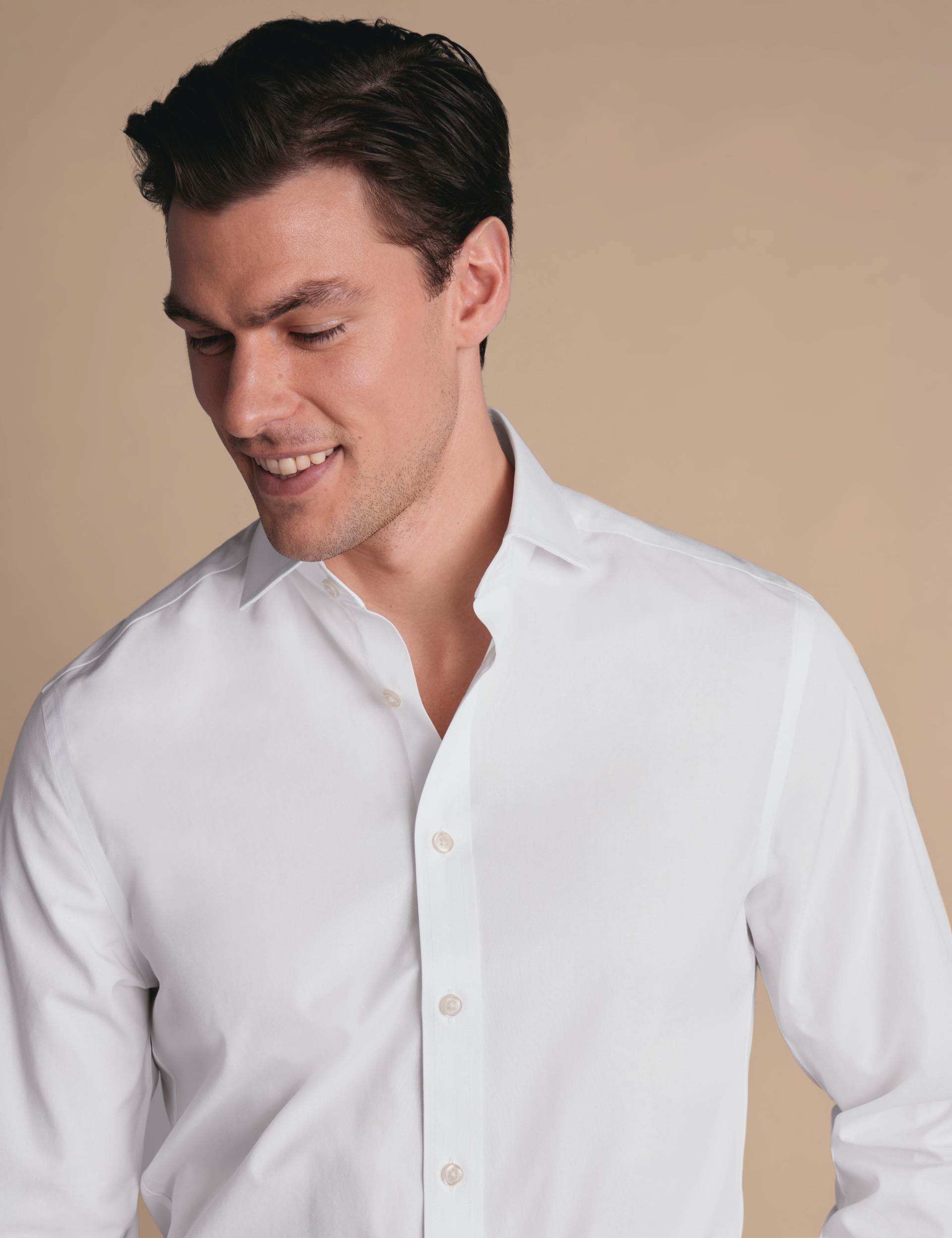 White non-iron stretch poplin cutaway slim fit shirt 2