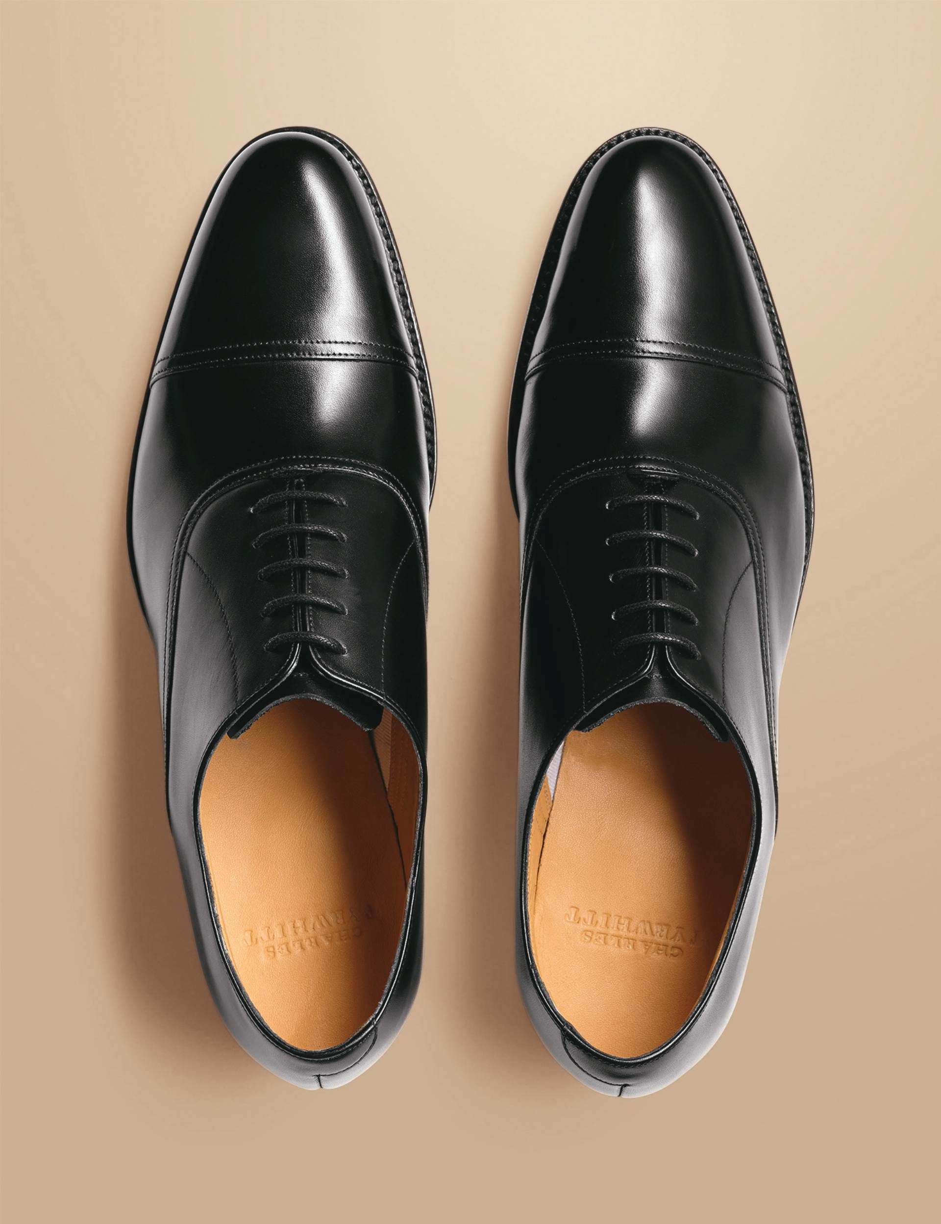 Black leather Oxford shoe 4
