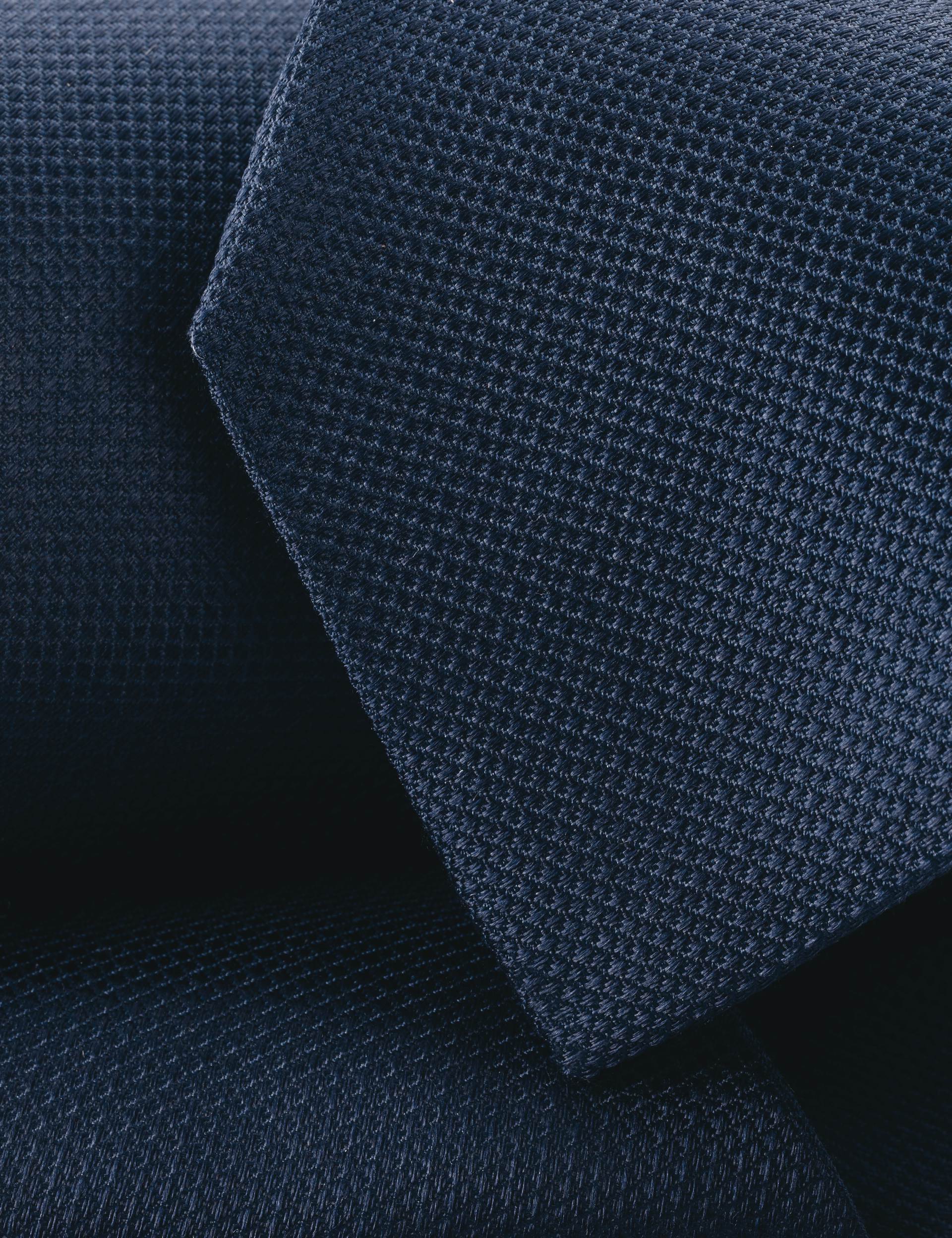 Navy textured silk tie 2