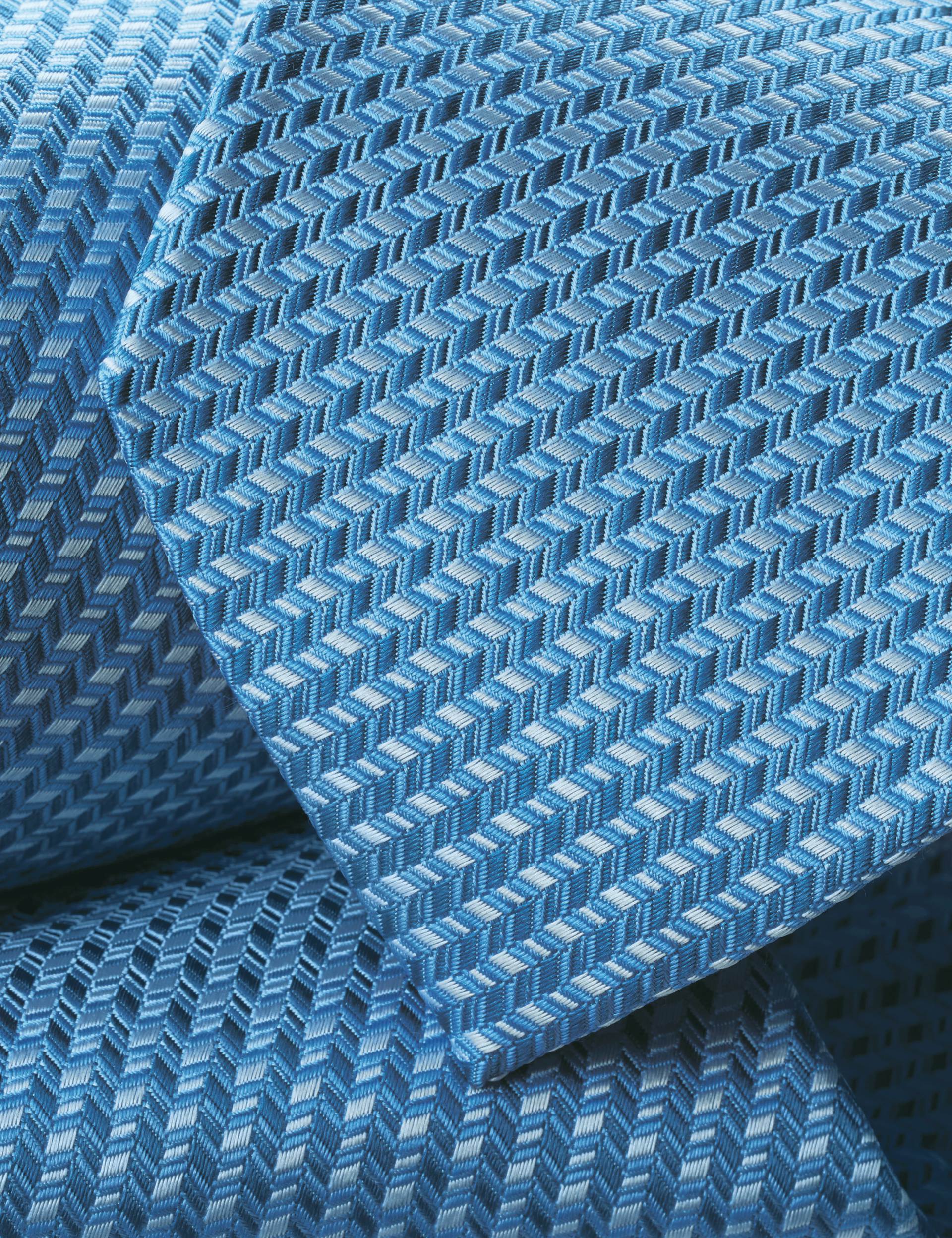 Light blue semi plain patterned silk tie 2